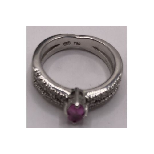 25 - Jewellery : Very fine 18ct White Gold Diamond and Sapphire ring marked 750 , comes with original cer... 