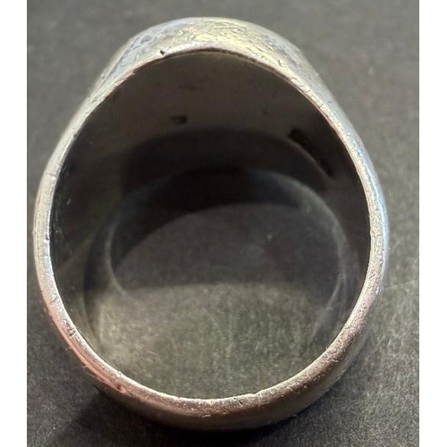 23 - Jewellery : Heavy Star of David Silver ring 13.9g size R