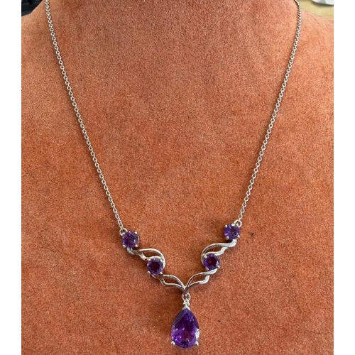 6 - Jewellery: 9ct White Gold necklace with mauve stones 3.59g total weight       PLEASE MAKE SURE YOU R... 