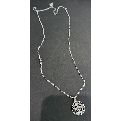 46 - Jewellery : Attractive silver Jerusalem pendant on a long fine silver chain 9.4g
