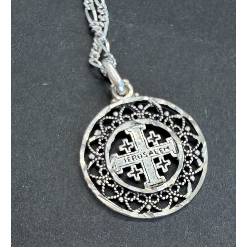 46 - Jewellery : Attractive silver Jerusalem pendant on a long fine silver chain 9.4g