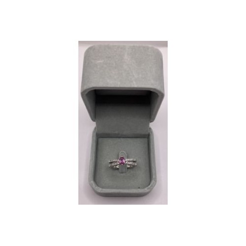 1 - Jewellery : Very fine 18ct White Gold Diamond and Sapphire ring marked 750 , comes with original cer... 