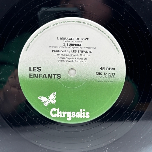 170 - A 12 inch vinyl album by Les Enfants - Slipaway