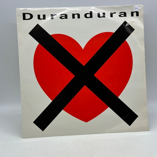 204 - A 12 inch vinyl album Duran Duran - Don't Want Your Love