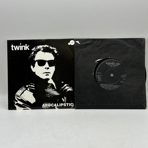 245 - 4x 7 inch single records - Twink - Apocalipstic, The Sounds - Showdown , Thin Lizzy - Trouble Boys, ... 