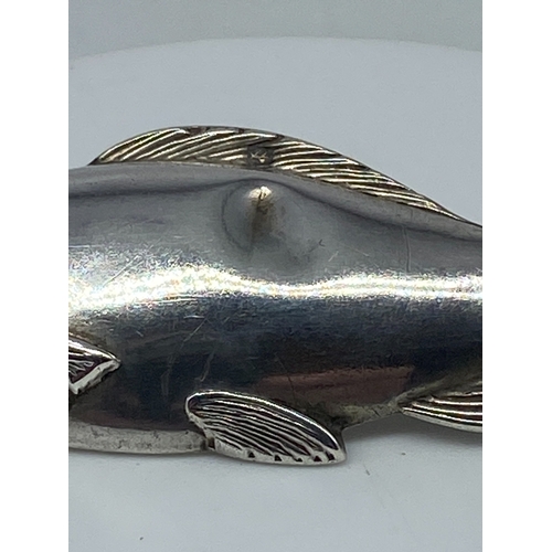 115 - A silver fish brooch, Birmingham 1882 by Blanckensee & Levetus, Victorian kite mark on the back, den... 