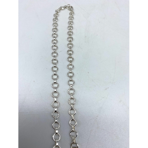 148 - A large stone silver necklace, 16 inches in length, weight is 59 grams approx in total