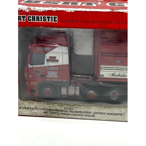 298 - A Corgi DAF space cab livestock transporter toy lorry, CC13215 limited edition,toy is in mint condit... 