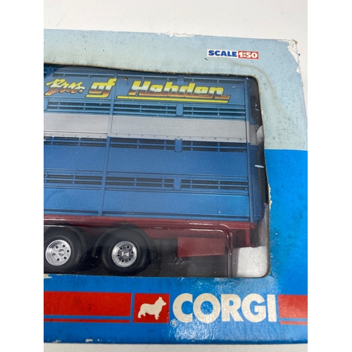 319 - A Corgi DAF XF super space cab livestock transporter toy lorry, CC13224 limited edition, toy is in m... 