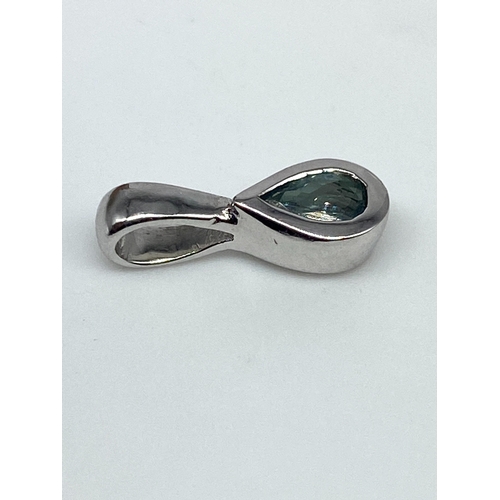 55 - A 9ct white gold Alexandrite pendant, 12 mm x 4mm, weight 0.70 grams  approx,