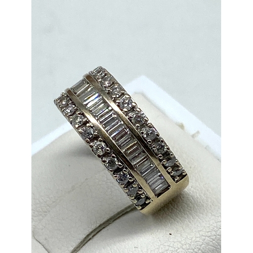 70 - An 18ct yellow gold diamond dress ring, 1ct diamonds approx, diamond weight is engraved on inside of... 