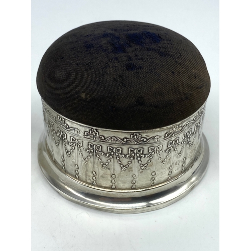 110 - A large silver trinket box pin cushion, Birmingham 1905 Saunders & Shepherd, original purple velvet ... 