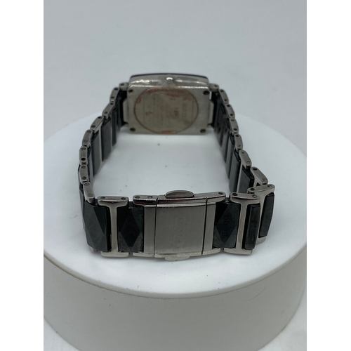 192 - A ladies Rado watch, black ceramic watch, will require a battery