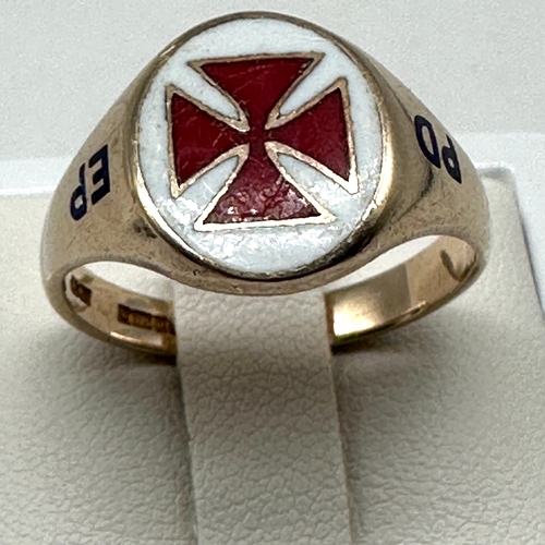 84 - A 9ct yellow gold Knights Templar ring, size T, approx weight is 6.3 grams,