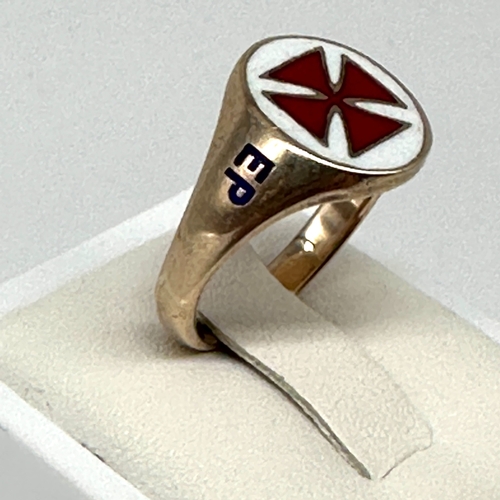 84 - A 9ct yellow gold Knights Templar ring, size T, approx weight is 6.3 grams,