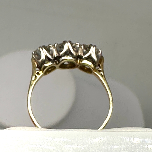 90 - An 18ct yellow gold 3 stone diamond Trilogy ring, approx 1.10ct diamonds, size R, very nice beautifu... 