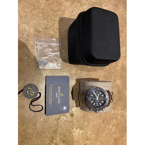 99 - Breitling Super Avenger Chronograph 44, dated 2023, box and original papers