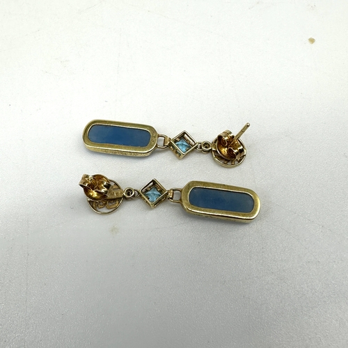 87 - A pair of 14ct yellow gold aquamarine, diamond & blue agate drop earrings, 32mm drop, 3.3 grams in w... 