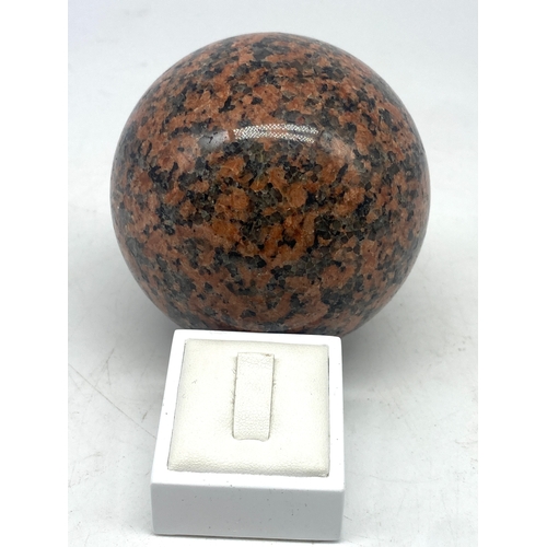 407 - A Peterhead granite ball, & a glass dish