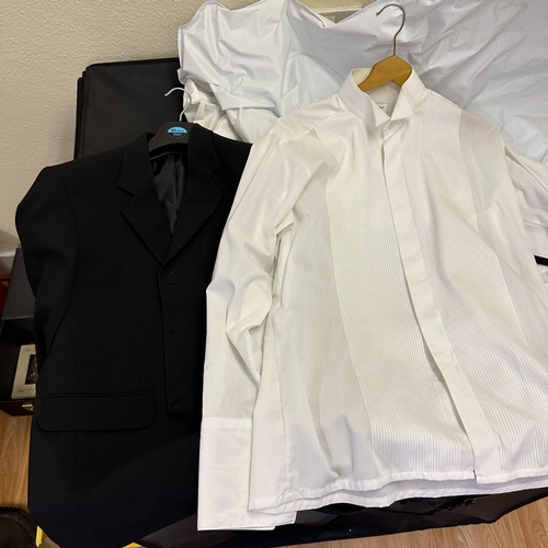 495 - A white shirt & black suit jacket, shirt is a 16