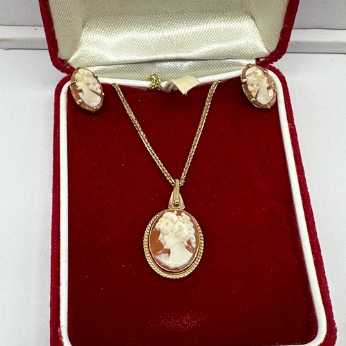 499 - A 9ct yellow gold cameo pendant and earring set, chain is 16 inches long, 5.5grams approx weight