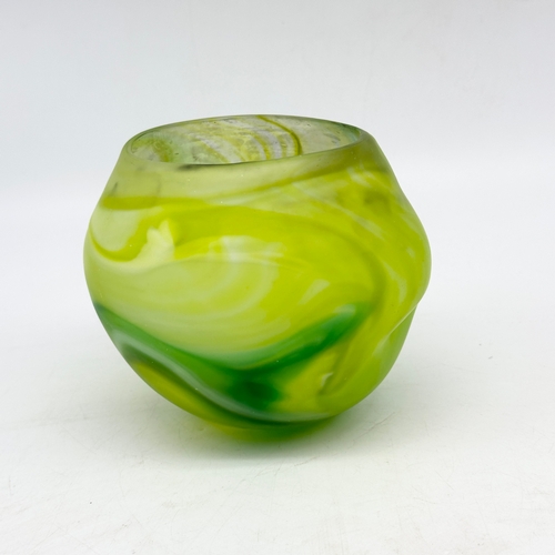 373 - Mdina unusual green swirl glass vase, modernist style, 4 1/2 inches high 5 inch diameter