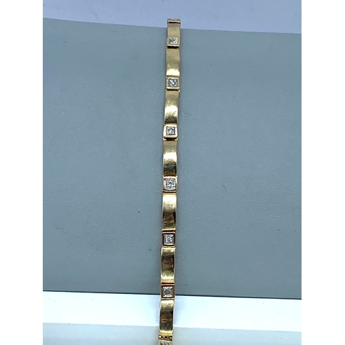 172 - A 9ct yellow gold diamond bracelet, 0.15ct diamonds, weight is 7 grams approx, 7 1/2 inches long