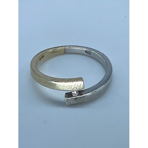 184 - A 9ct yellow & white gold modern diamond dress ring, size N 1/2, weight is 2.9 grams approx