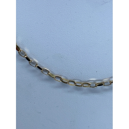 34 - A 9ct yellow gold anchor link chain, chain is 18 inches long, 4.4 grams in weight approx