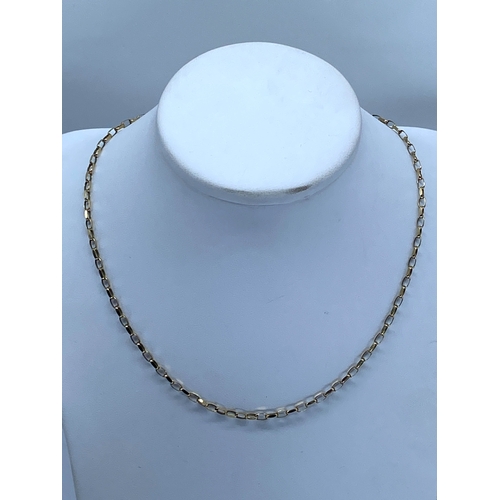 34 - A 9ct yellow gold anchor link chain, chain is 18 inches long, 4.4 grams in weight approx