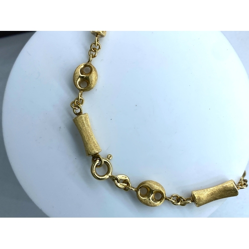 35 - A 9ct yellow gold fancy link chain, 17 inches long approx, weight is approx 16.1 grams,