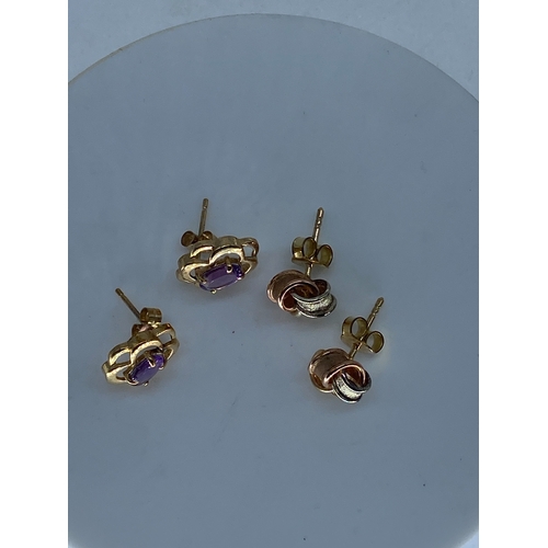 61 - A mixed lot of 9ct yellow gold stud earrings, 3.1 grams in weight approx