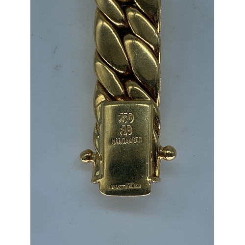 67 - An 18ct yellow gold fancy link bracelet, fully hallmarked, 7 1/2 inches long, 32.4 grams in weight a... 