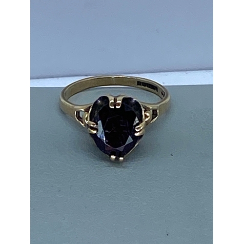 97 - A 9ct yellow gold garnet stone set dress ring, fully hallmarked, nice 8 claw setting, weight is appr... 