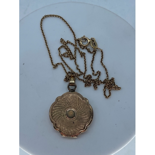 114 - A vintage rolled gold rose gold locket & a vintage 9ct yellow gold chain, chain weighs 1.4 grams app... 