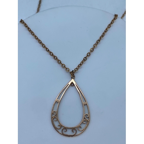 200 - A 9ct yellow gold pendant & chain, chain is 16 inches long, 2.2 grams in weight approx