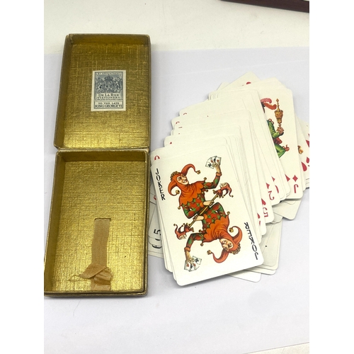 317 - A pack of vintage playing cards, hunting scene picture