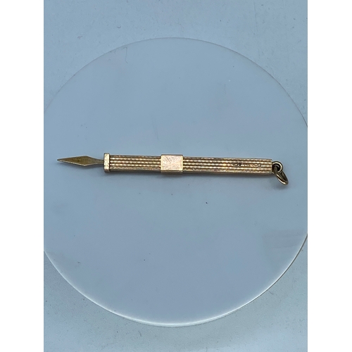 168 - A 9ct yellow gold propelan toothpick,
length is 75mm,
weight is 4 grams approx