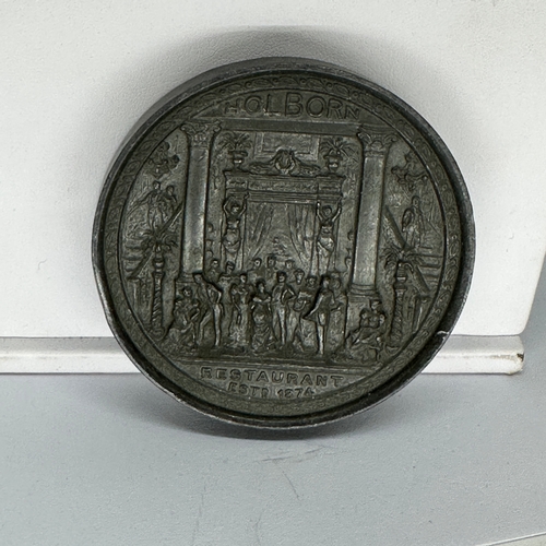 345 - A 1895 bronze medallion