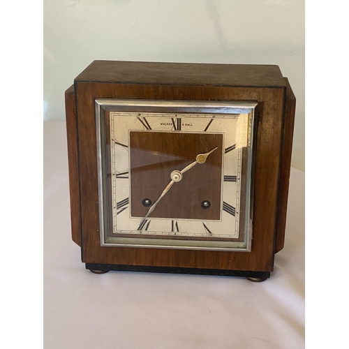 129 - A wooden mantel clock, working order