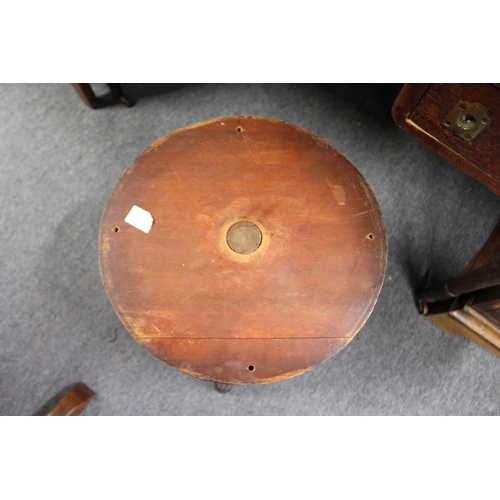 225 - A William IVth mahogany revolving music seat.