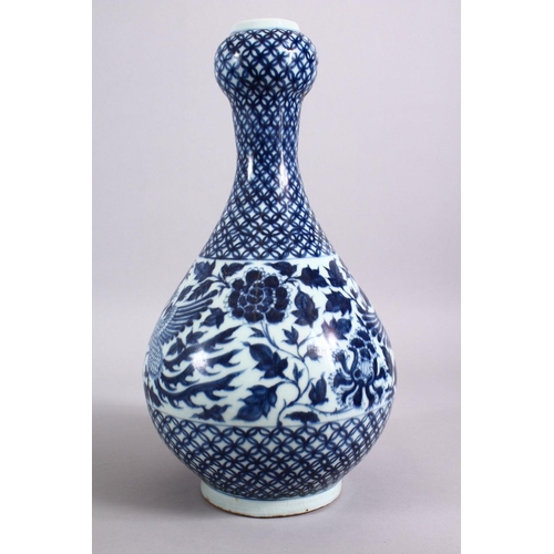 101 - A CHINESE BLUE & WHITE GARLIC HEAD PORCELAIN VASE FOR ISLAMIC MARKET, decorated with phoenix birds a... 