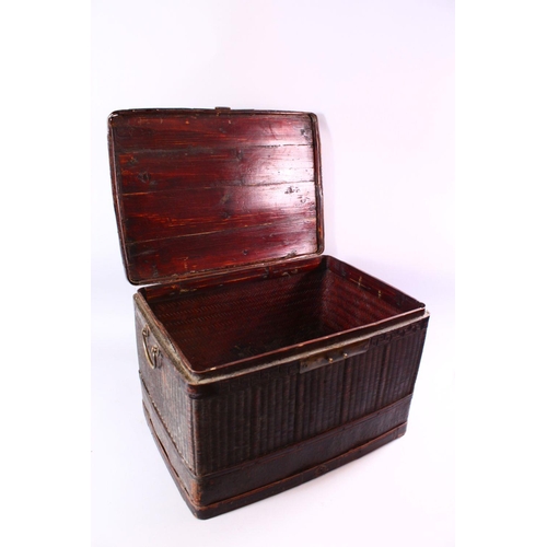 157 - A CHINESE BAMBOO AND RATTAN STORAGE CHEST, with hinged cover and carrying handles, 52cm wide, 33cm h... 