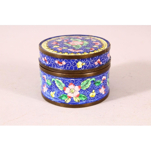 170 - A SMALL CHINESE ENAMEL DECORATED BOX AND COVER, 10cm wide, 5.5cm high.