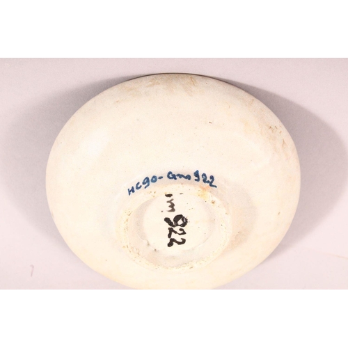 176 - A CHINESE SHIPWRECK SMALL CIRCULAR BLUE AND WHITE PEDESTAL BOWL, 13cm diameter.