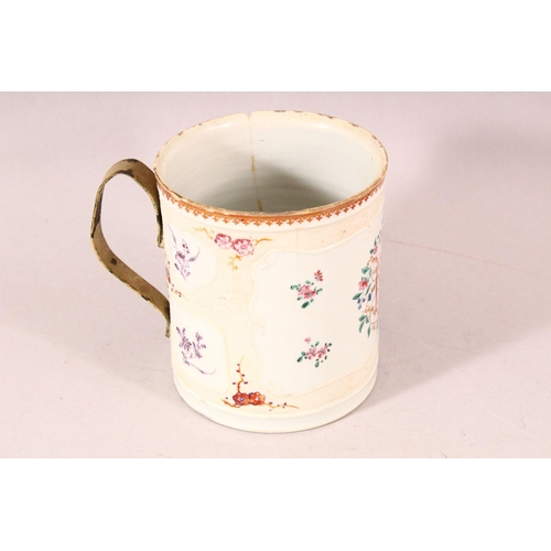 177 - A 19TH CENTURY CHINESE FAMILLE ROSE EXPORT TANKARD, painted with monogram and floral sprays (AF), 14... 