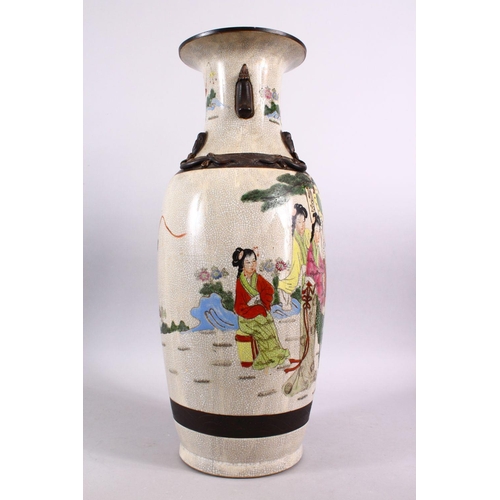 211 - A LARGE CHINESE 19TH / 20TH CENTURY FAMILLE ROSE CRACKLEWARE PORCELAIN VASE, decorated with scenes o... 