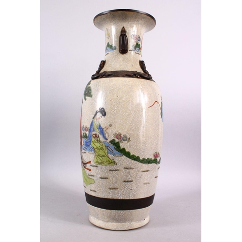 211 - A LARGE CHINESE 19TH / 20TH CENTURY FAMILLE ROSE CRACKLEWARE PORCELAIN VASE, decorated with scenes o... 