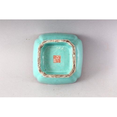 216 - A CHINESE DAOGUANG SQUARE SHAPED BOWL with turquoise ground, the interior painted with figures and o... 