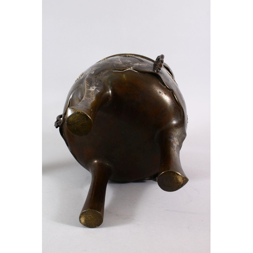 235 - A JAPANESE MEIJI PERIOD BRONZE & MIXED METAL LIDDED KORO - OTAFUKU - the body of the koro inlaid wit... 